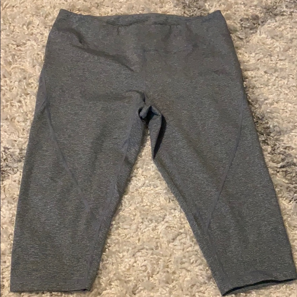 Zella Capri leggings
